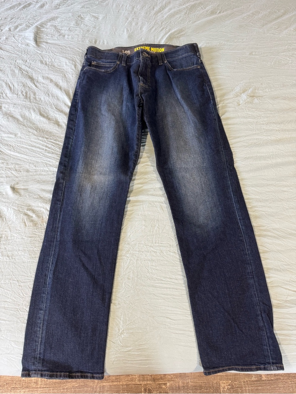 Lee Men’s Straight Jeans in Dark Blue Indigo 34x32